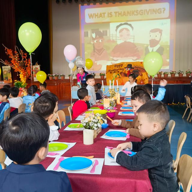 感恩于心，知恩于行！记普林斯顿国际幼儿园感恩节主题活动