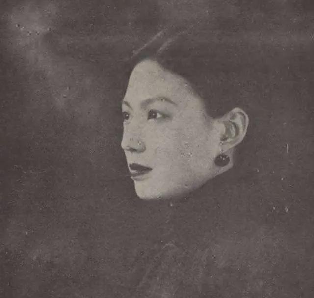 杜月笙每天叫孟小冬“妈咪”，梅兰芳没给孟小冬的，他都给了