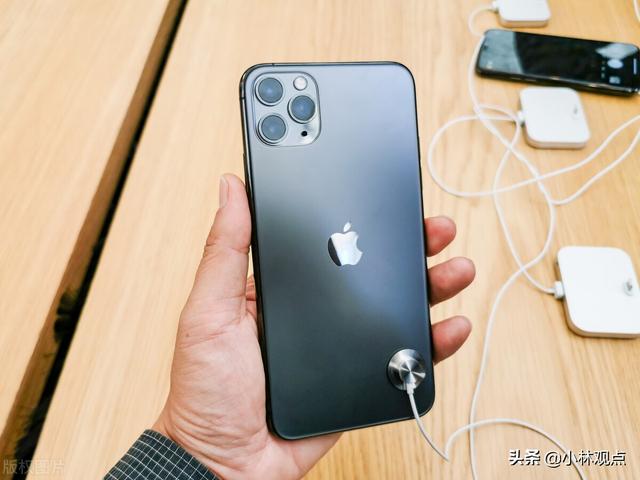 特斯拉手机横空出世，华为，三星，苹果迎来劲敌