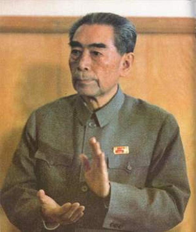 周总理病逝，秘书问毛主席是否参加追悼会，毛主席：我也走不动了
