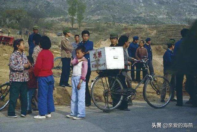 一组30张80年代的老照片，满满的童年记忆，有没有戳中你的泪点？