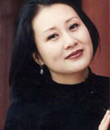 不会短道速滑的不是好演员？张凯丽的完美人生也曾险些留下污点