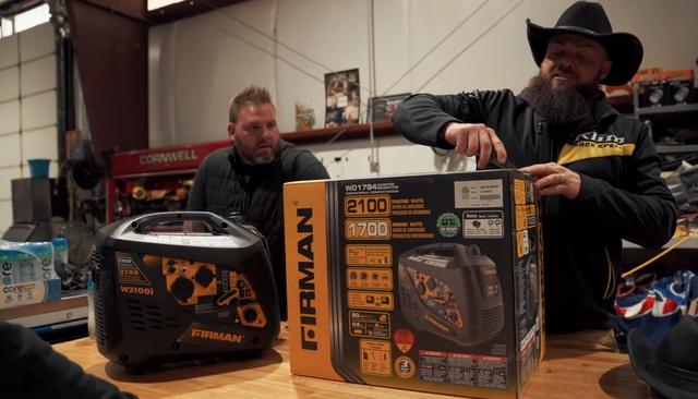 美国佬看不上我国电车，图便宜花2000买来试驾，却爱上了中国制造