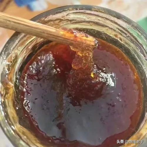 枇杷别只会当水果吃，教你做枇杷膏，清肺润喉止咳化痰，建议收藏