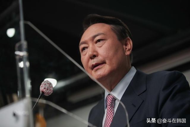 联手把朴槿惠李明博送入监狱的韩国新总统为何与文在寅反目成仇？