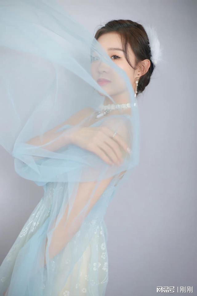 皎白如玉李子璇