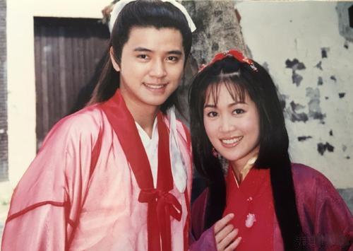 “祝英台”梁小冰：我嫁给了“马文才”，还与朱茵蔡少芬闺蜜决裂