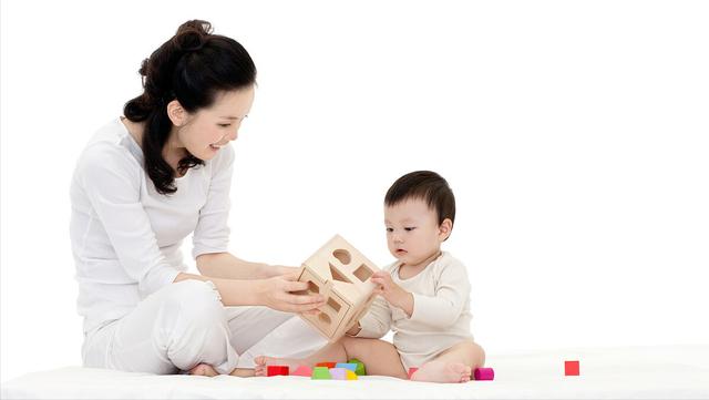 把小孩送到幼稚园去，你要做哪些准备工作？