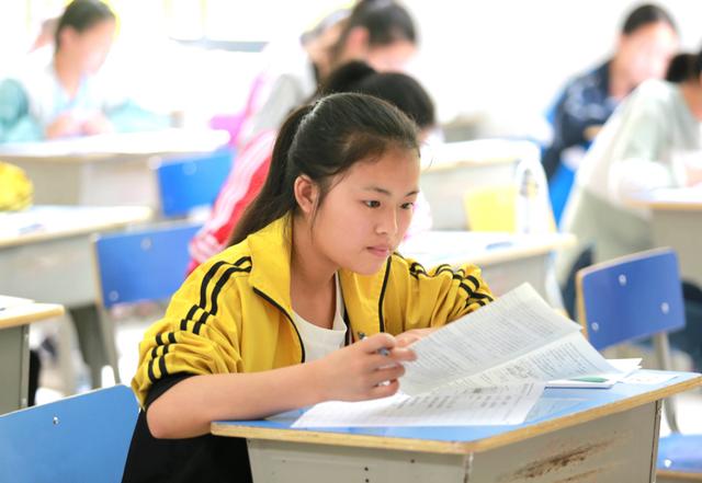 初中生喜迎“分配生”制度，预计2023年实行，家长喜悦之情难掩