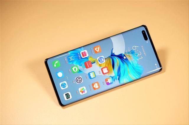 体验了一个月苹果13，最后换回了华为Mate40pro，主要原因有三个