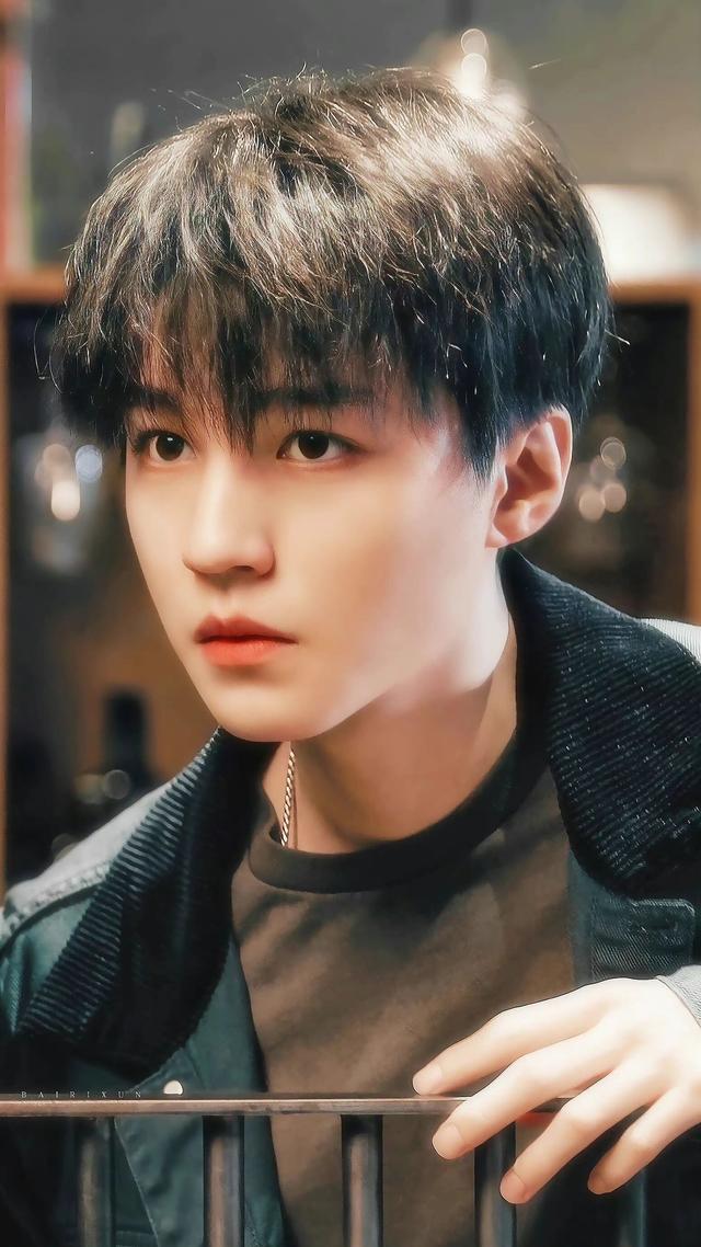 王俊凯颜值图片(王俊凯颜值图)-天晟网