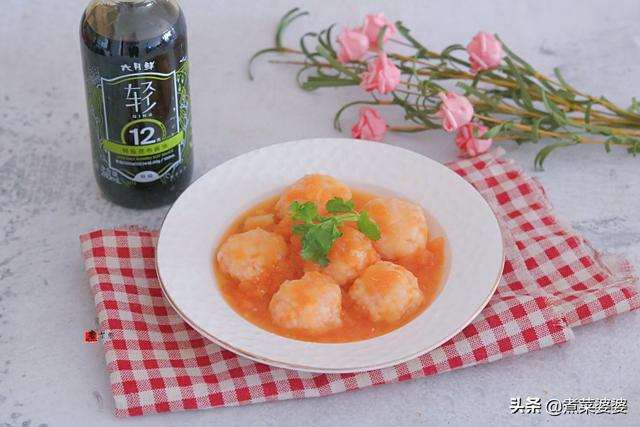 这食材35一斤，贵是贵点，但营养高蛋白，家有小孩要常吃，特鲜美