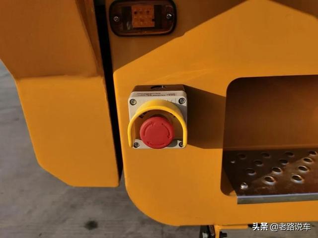 宇通电动矿用自卸车