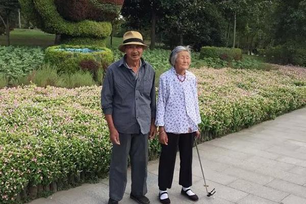 为什么有些老人刚过70岁，没几年就去世了？人过70，该如何延寿？