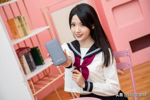 户外直播带上领势随身WiFi，畅享高速5G网络