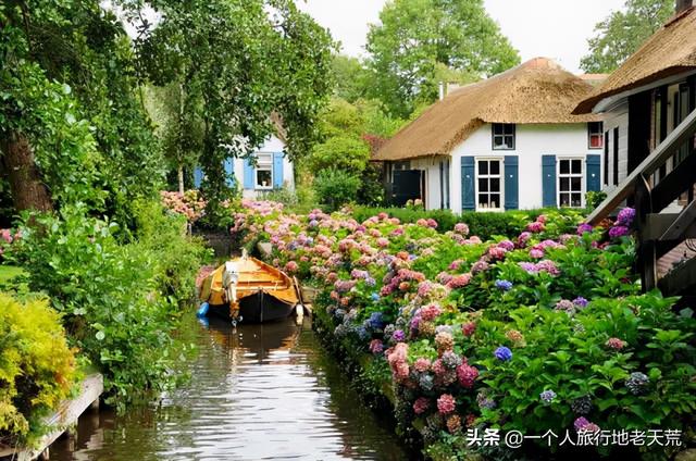 700年不通公路！這個沒有汽車、出門靠坐船的小鎮，想在這裏養老