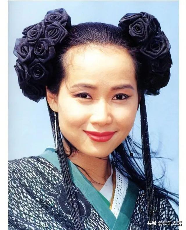 求别再硬演周芷若了！有人出尘脱俗，有人却噘嘴瞪眼“毁经典”