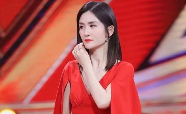 谢娜事业陷入尴尬期，疑似被东方卫视退货，转头又加盟浙江卫视