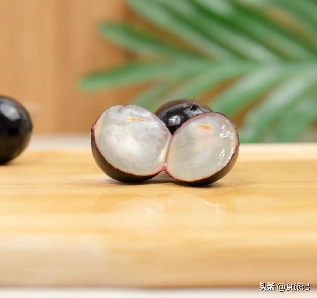 什么水果像珍珠熟的味甜生的酸（什么水果像珍珠熟的甜生的酸）