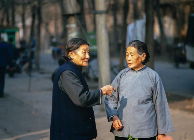 80年代中国人的穿搭罕见绝版彩色老照片