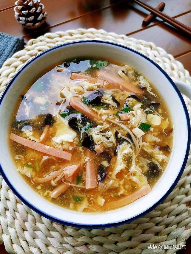 冲击式制砂机有底筛吗