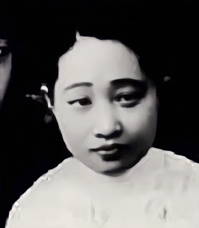 为何蒋氏后人不愿再从政了？蒋友柏：别叫我蒋四代