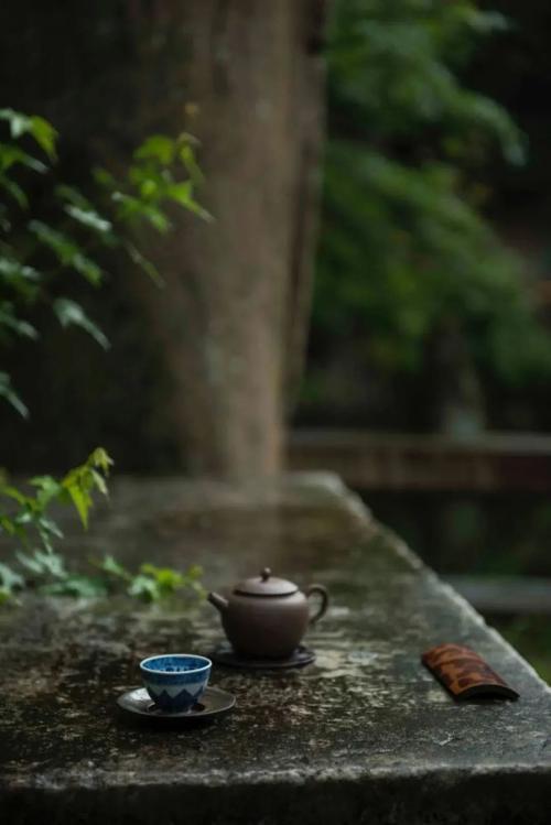 散文：世上没有不快乐的人，只有不肯让自己快乐的心