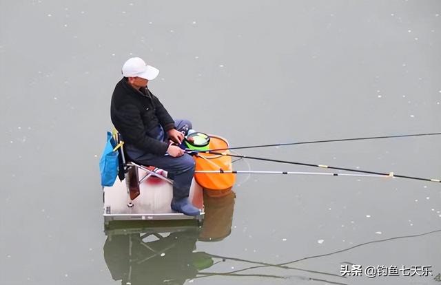 云南楚雄：大鱼把鱼竿拖走，钓鱼男子下水去追，再也没能上来