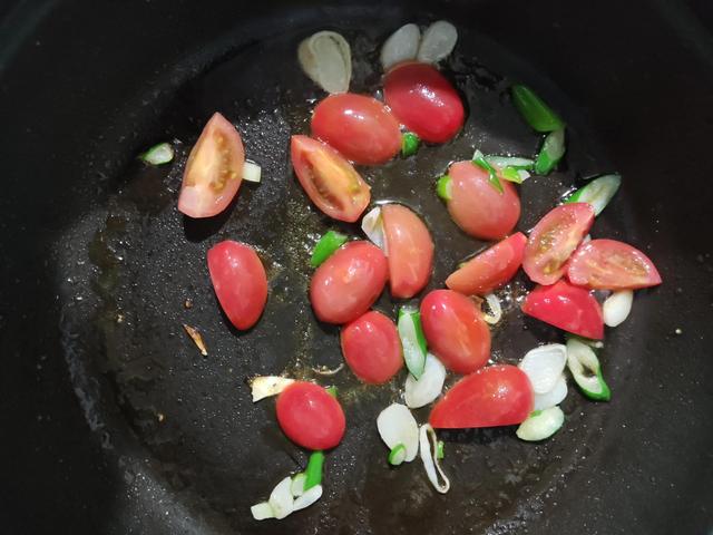 阳春三月，养肝“黄金期”，10食物要多吃，滋阴养肝，越吃越年轻