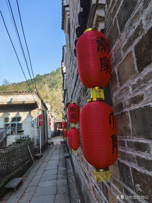 漢EV自駕廣西，爬山涉水到桂北地區，帶著家人遊覽秦家大院