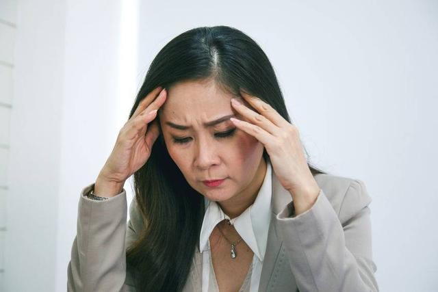 为什么总会在凌晨三四点醒来？可能和这2个原因有关，别忽视