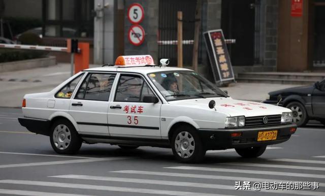 再过2天，驾照将发生“4大”变化，事关每位车主，条条都是好消息