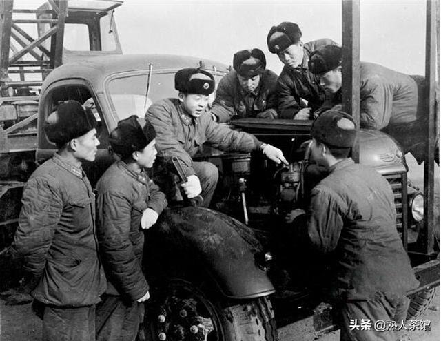 1962年，雷锋意外受伤后为啥没抢救活？40年后鉴定人说出细节