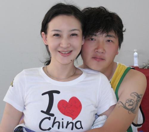 买红妹:一段失败的婚姻,为了孩子和前夫和解,51岁依旧未婚