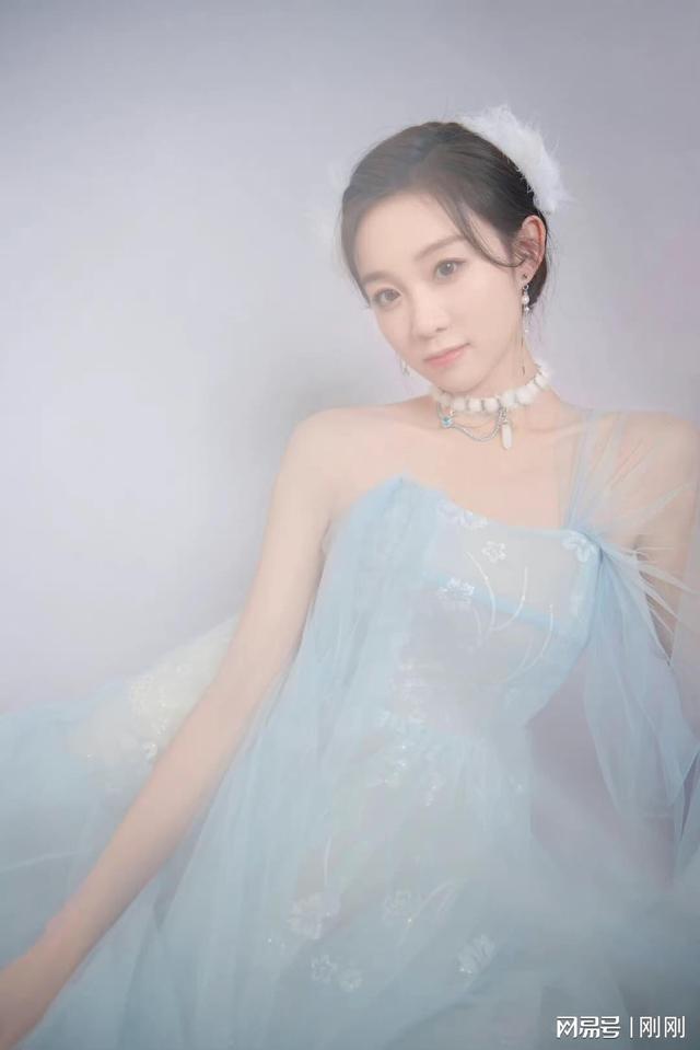 皎白如玉李子璇