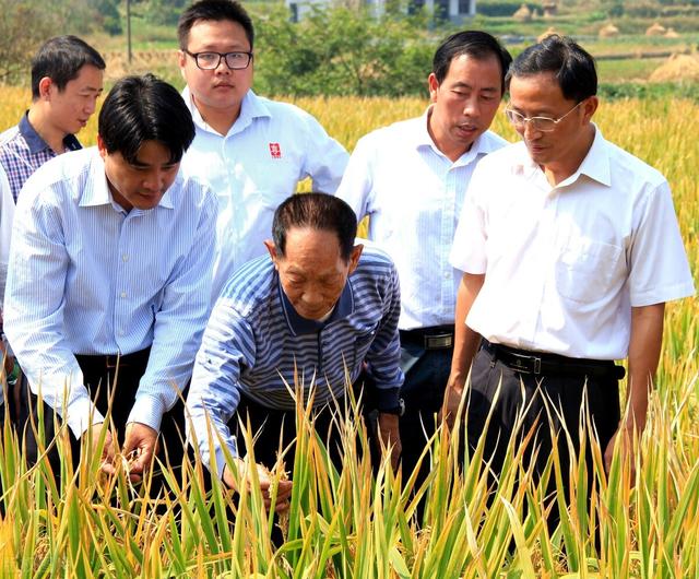 时事评论2021最新热点素材