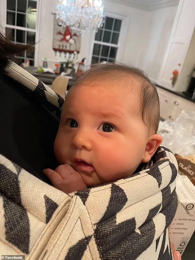 第一个特斯拉婴儿诞生：宾州女子车上分娩，丈夫开自动驾驶照顾