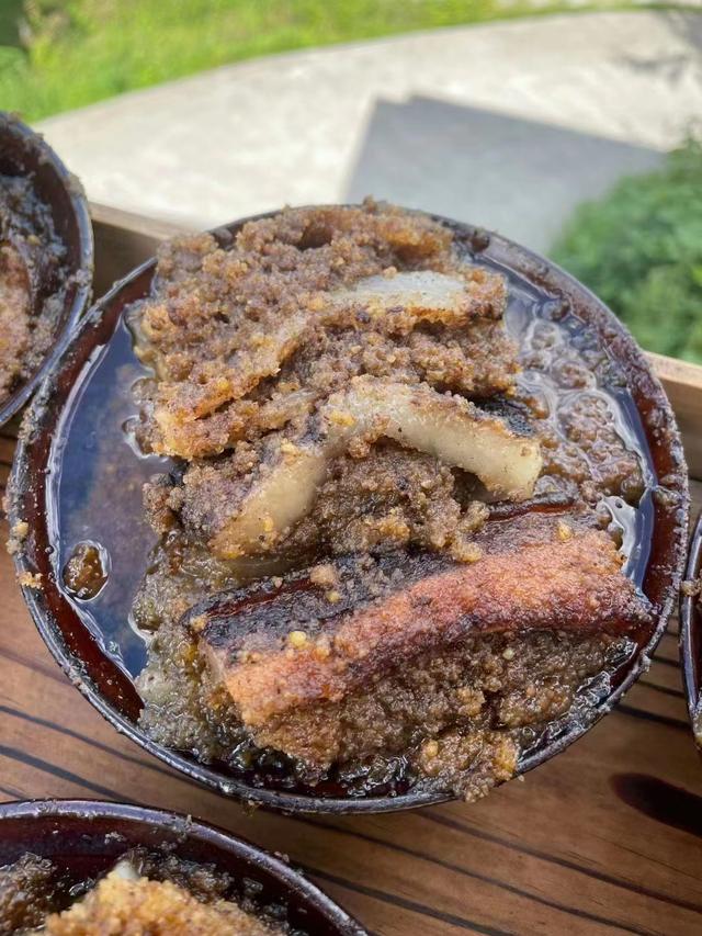 150碗熟肉老板回应指控：没团队