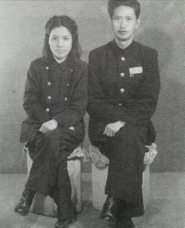 周希汉向17岁的周璇求婚，对方却不表态，陈赓拍板说：今天就结婚