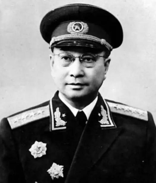 陈赓去世31年后，妻子傅涯前往台湾，下飞机后：不知道该上哪辆车