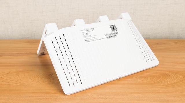 信号更强，体验更好的WiFi6路由器：荣耀路由4 Pro评测