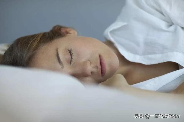 俗语说“人睡三觉，命比纸薄”，指的是哪三觉？不妨多了解