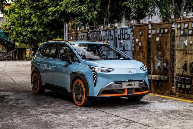 各家新能源车企排队发布11月销量，目前已确定8家车企月销破万辆