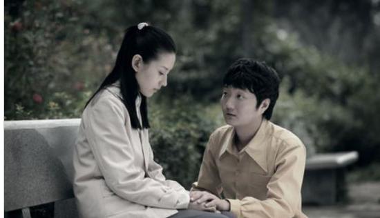 潘粤明的“反击”：丑陋婚变沦为过街老鼠，铮铮铁骨上演逆天改命