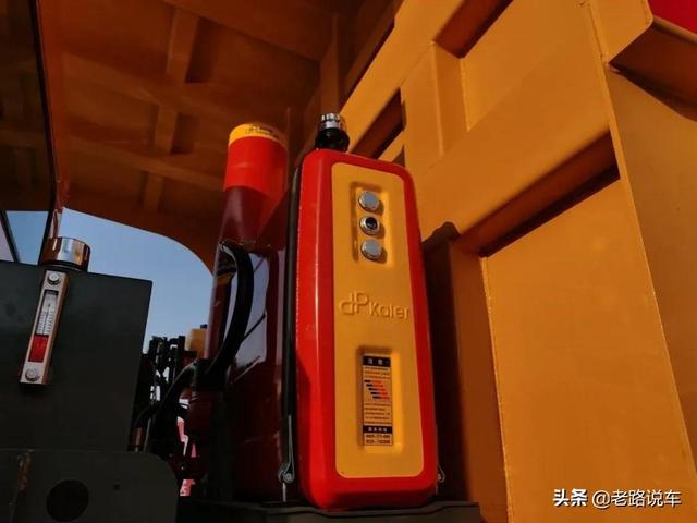 宇通电动矿用自卸车