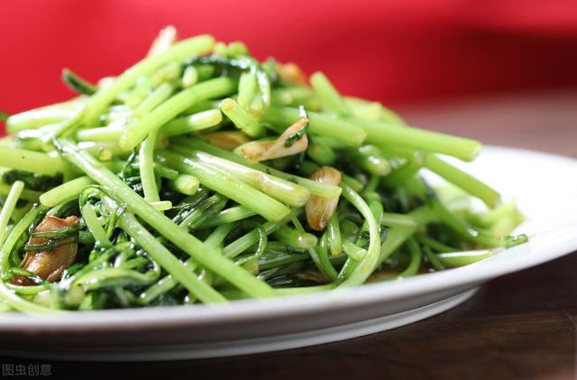 建议45岁以上的人多吃3种食材，对保护听力有帮助，价格也不高