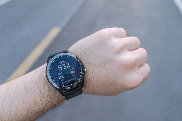 给自己请个健康管家！华硕VivoWatch SP智能手表