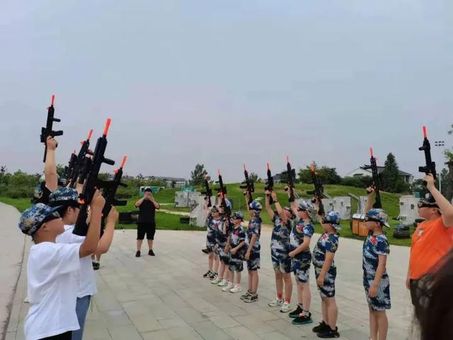 问题少年心理成长军事化管理学校(管理问题少年的学校)(图25)