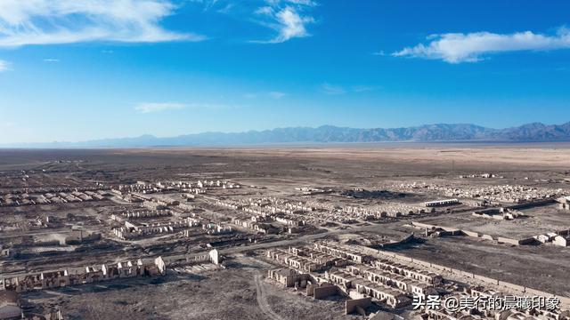 西部自駕三十三天（十四）——戈壁灘石油小鎮，見證石油行業曆史