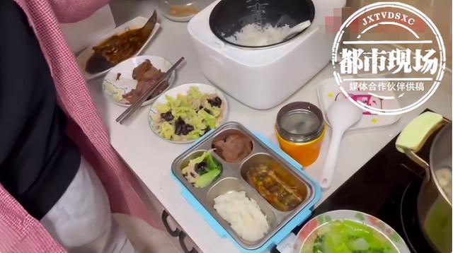 上海疫情最“戏剧”的一幕，揭开了婚姻的心酸真相
